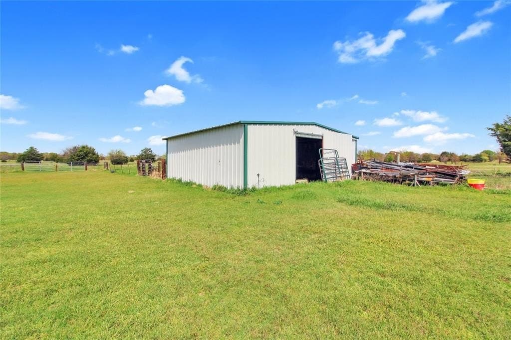 10 acres in Kaufman County - photo 28