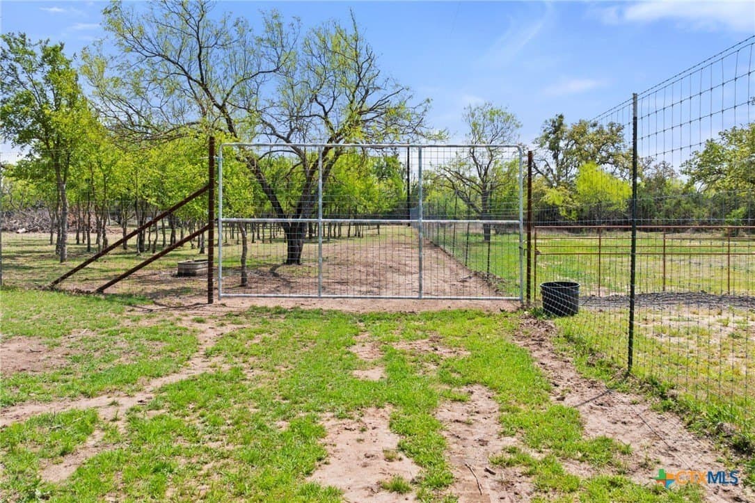 28.5 acres in Blanco County - photo 34