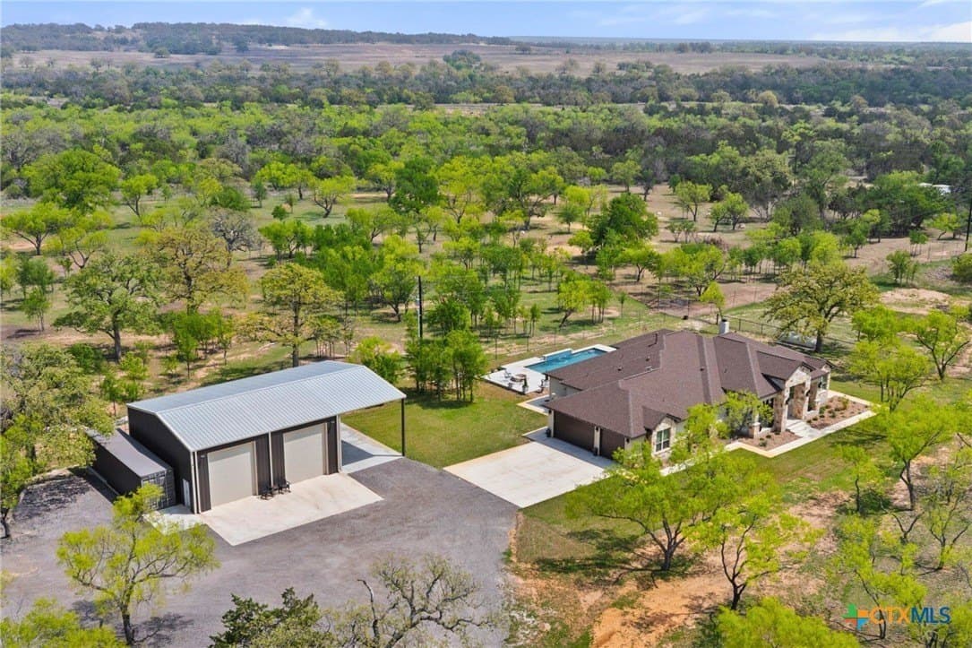 28.5 acres in Blanco County - photo 2