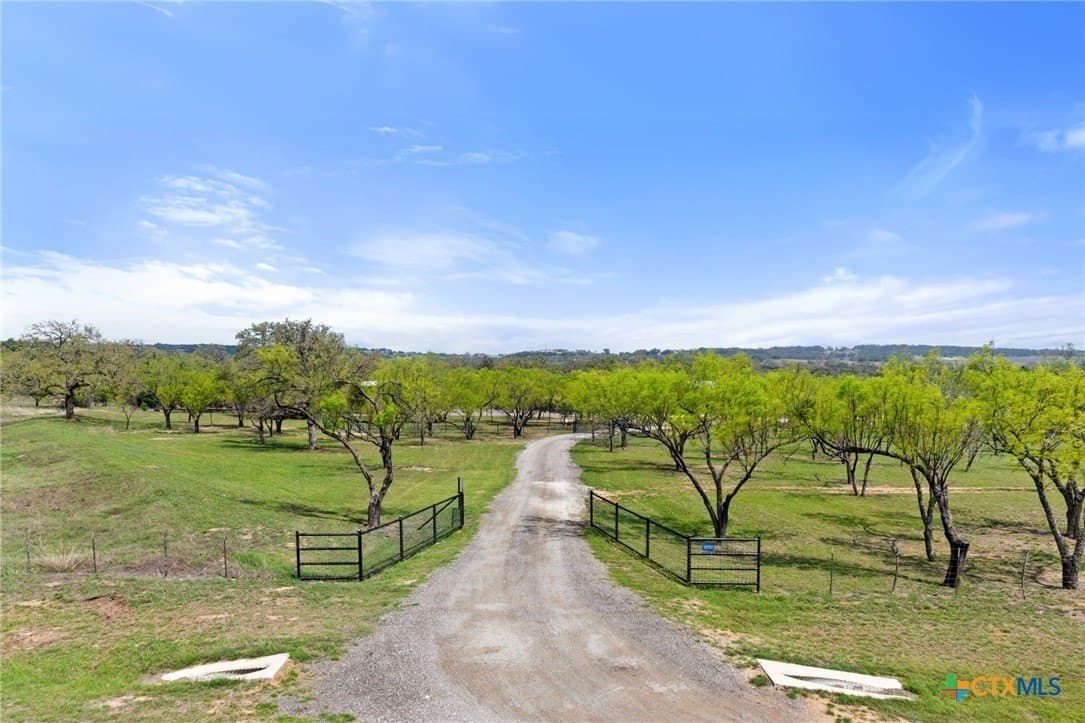 28.5 acres in Blanco County - photo 4