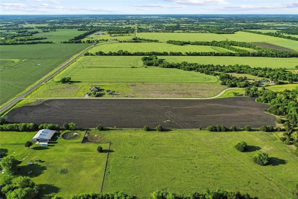 10.09 acres in Collin County - photo 6