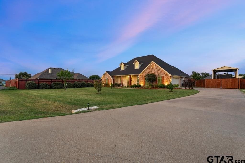 658 acres in Smith County - photo 38