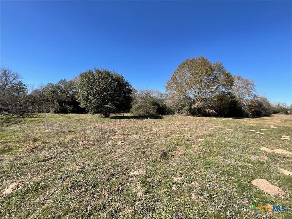 50 acres in Lavaca County - photo 22
