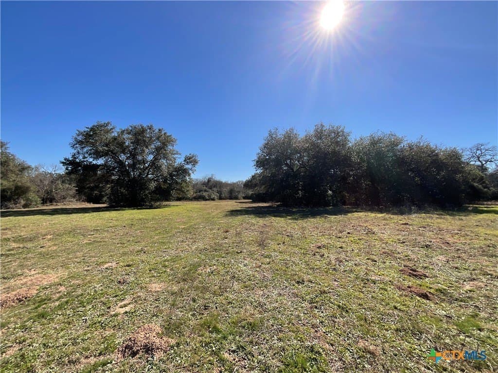 50 acres in Lavaca County - photo 23