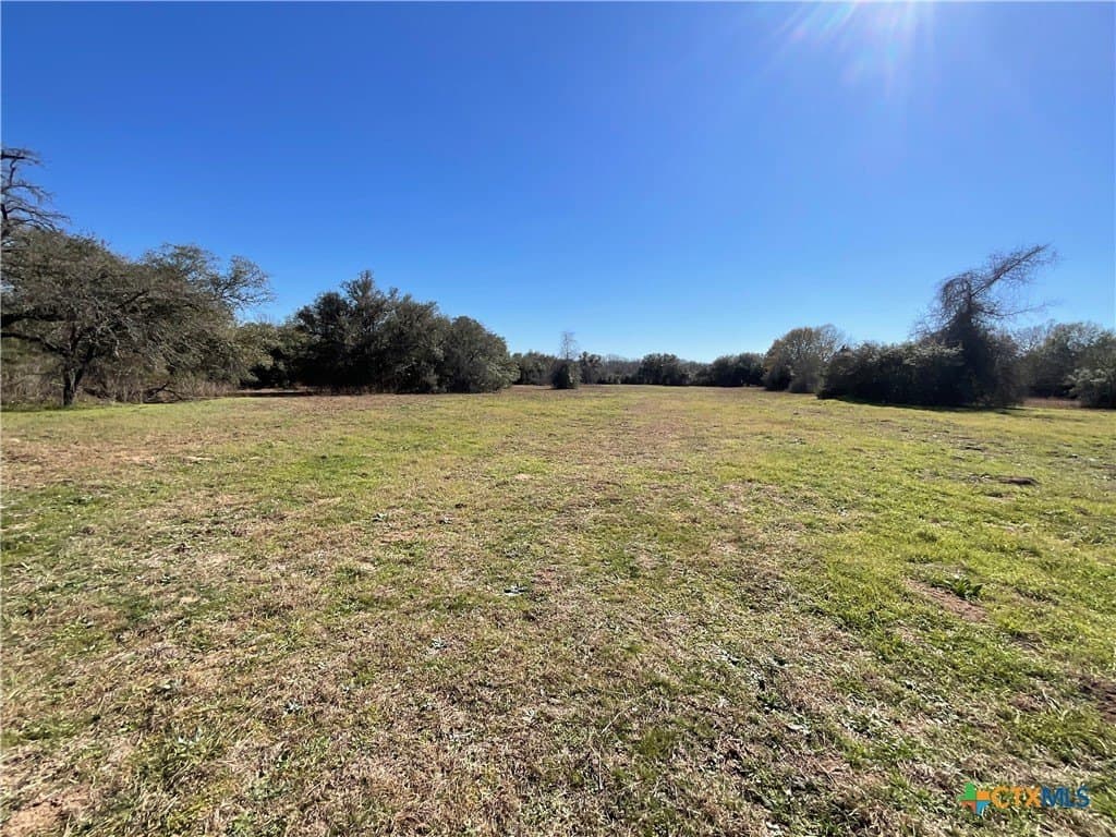 50 acres in Lavaca County - photo 18