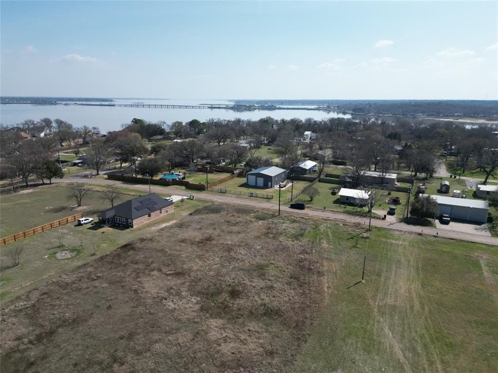0.7 acres in Henderson County - photo 6