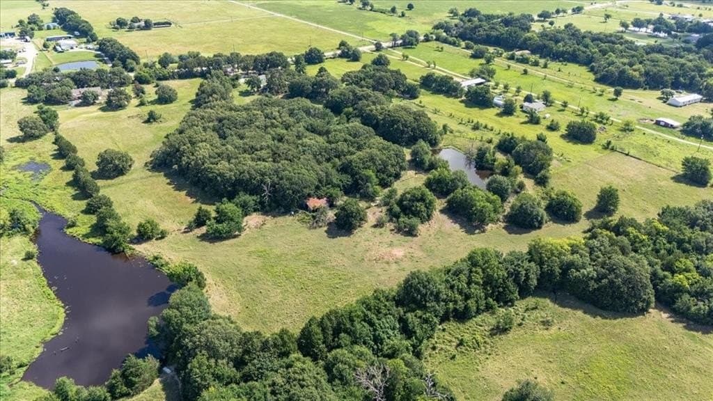 5 acres in Kaufman County - photo 9
