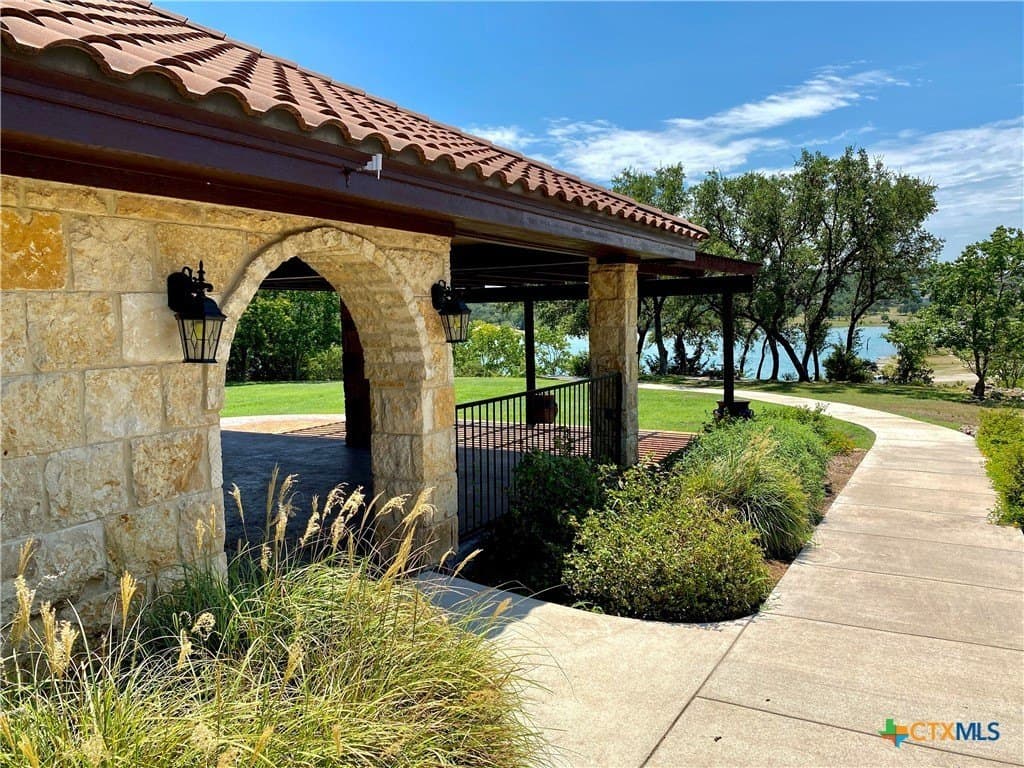 1.04 acres in Comal County - photo 20