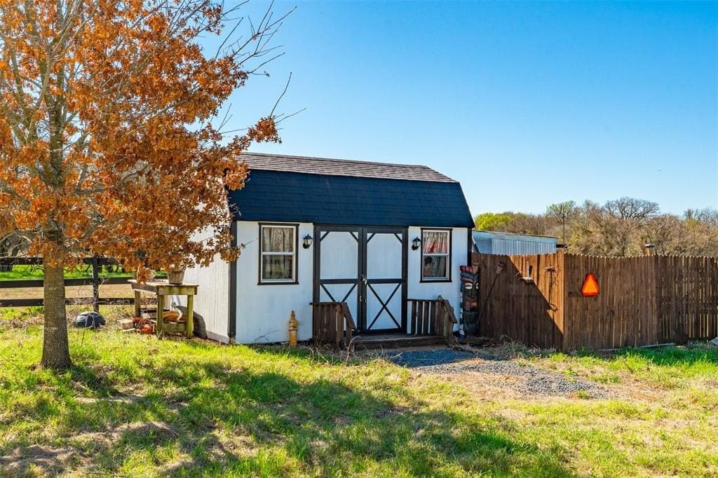 13.72 acres in Hill County - photo 27