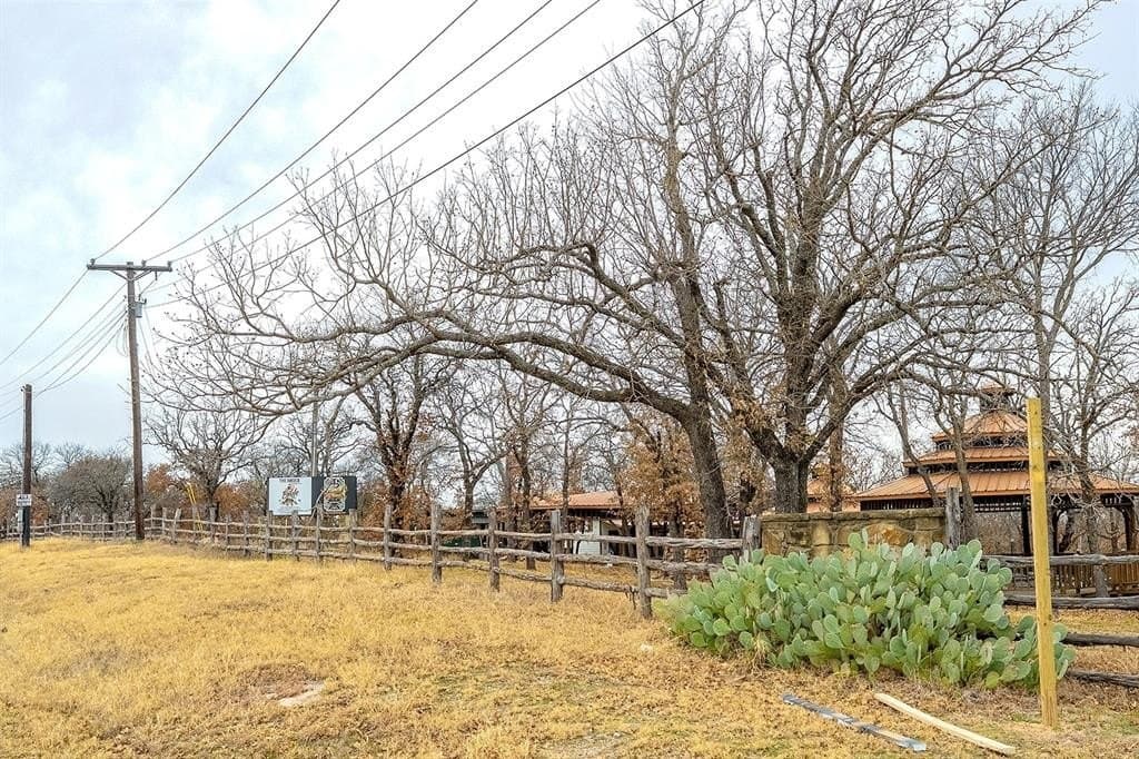 5.01 acres in Parker County - photo 5