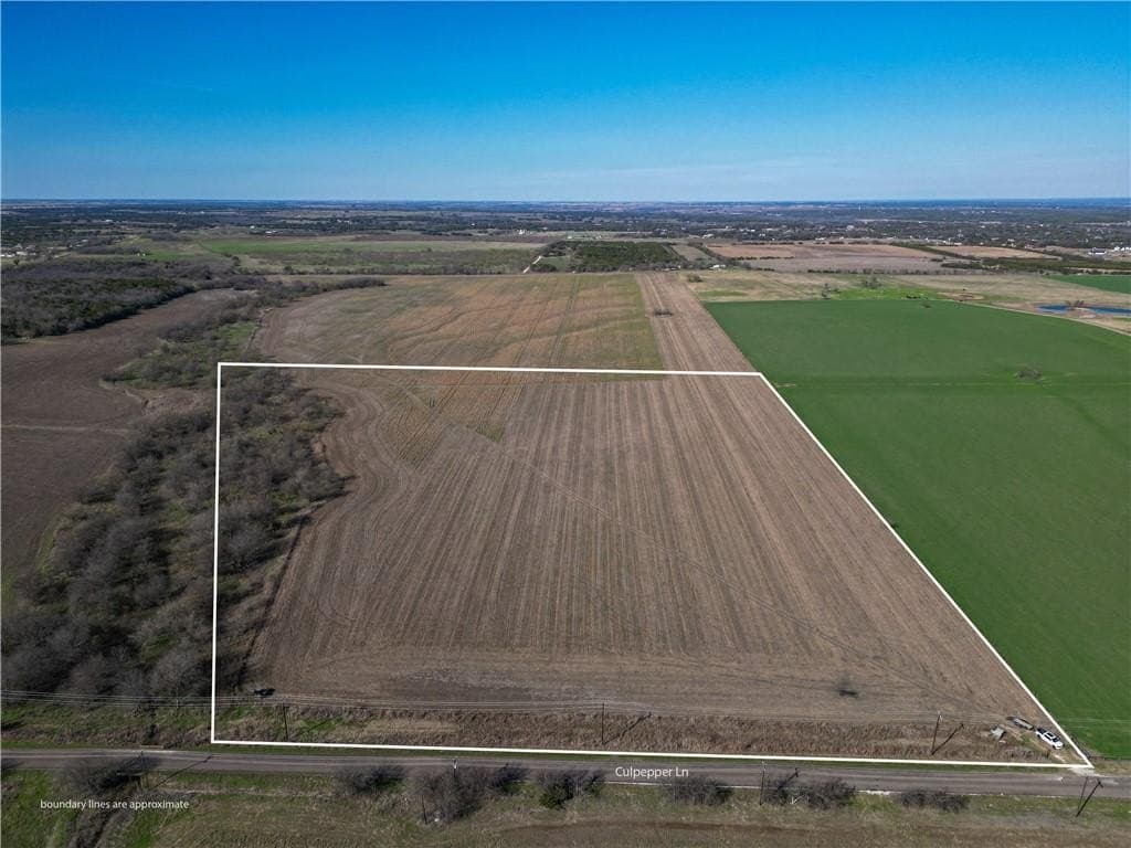 30 acres in McLennan County - photo 2