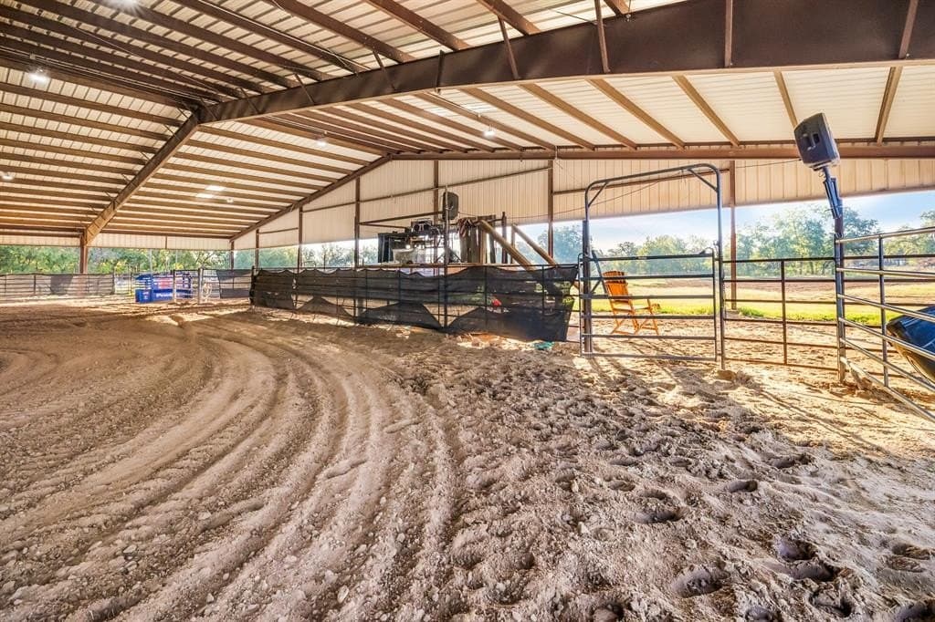 80.01 acres in Erath County - photo 31