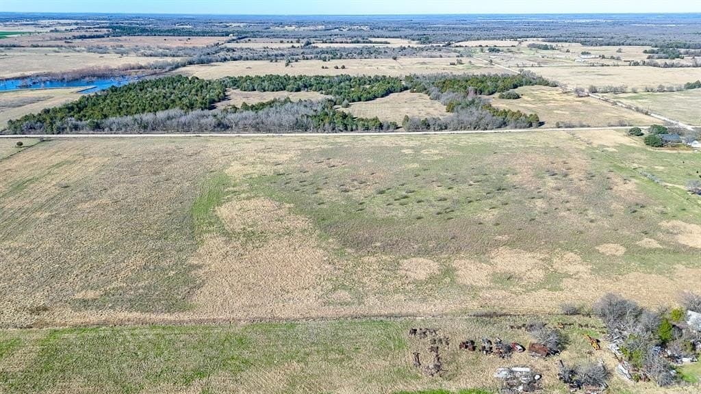 5.03 acres in Navarro County - photo 10