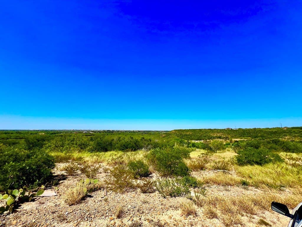 0.39 acres in Maverick County - photo 5