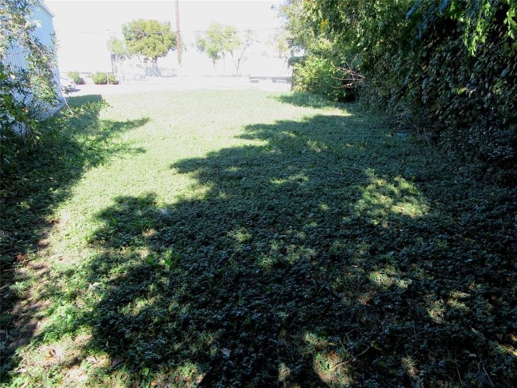 0.09 acres in Dallas County - photo 8