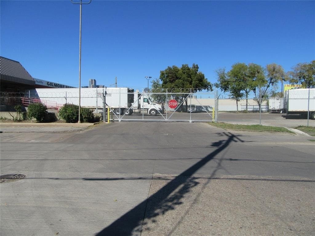 0.09 acres in Dallas County - photo 7