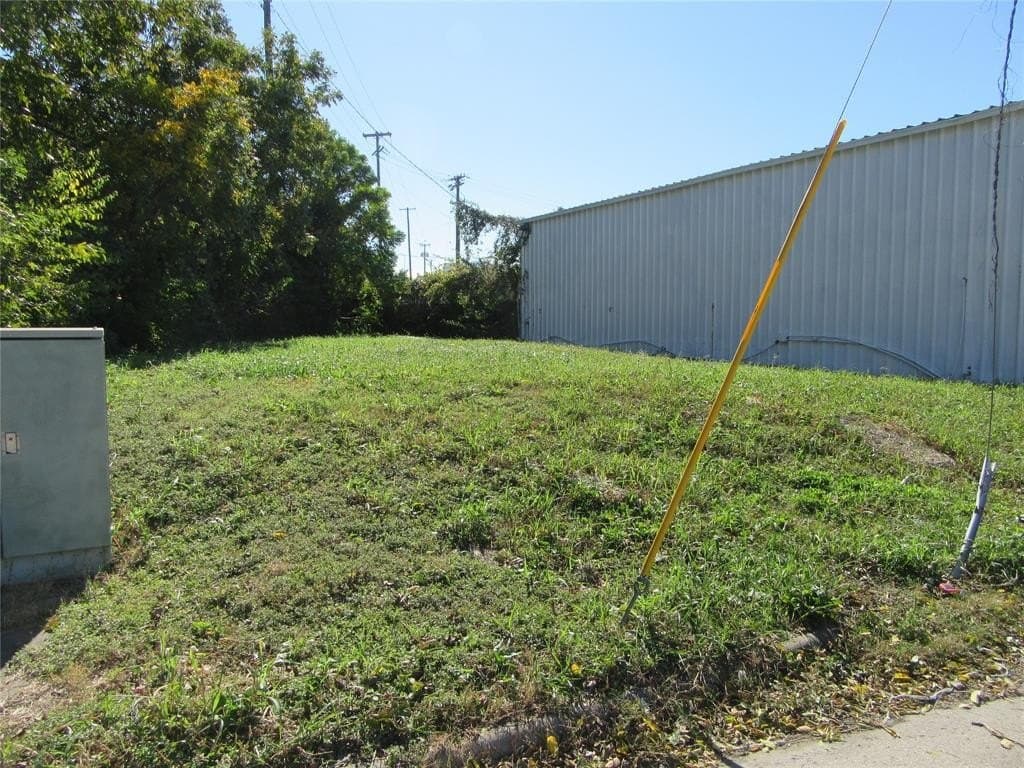 0.09 acres in Dallas County - photo 2