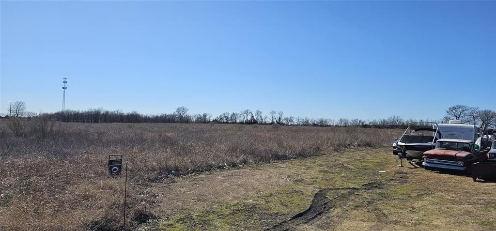 3.51 acres in Hunt County - photo 4
