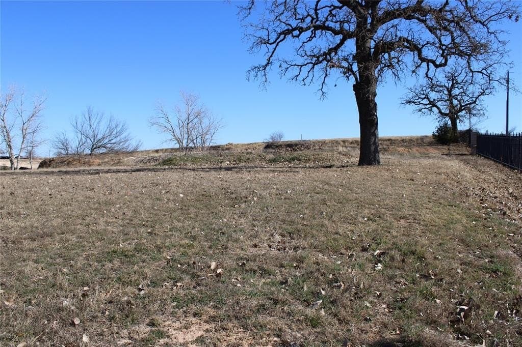 0.52 acres in Wise County - photo 2