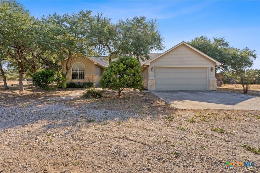 12.46 acres in Comal County - photo 3
