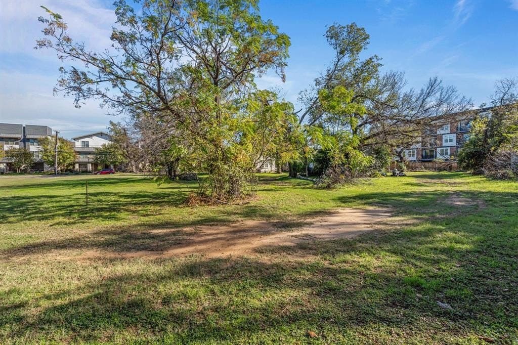 0.37 acres in Tarrant County - photo 5