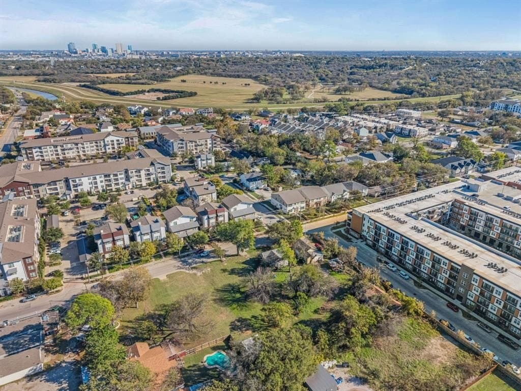 0.37 acres in Tarrant County - photo 18