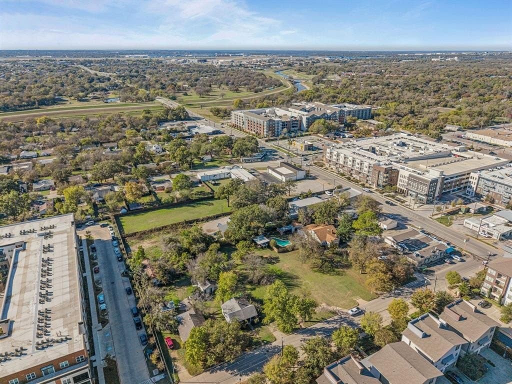 0.37 acres in Tarrant County - photo 20