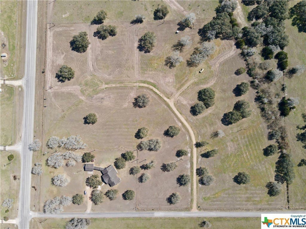 1.07 acres in Lavaca County - photo 9