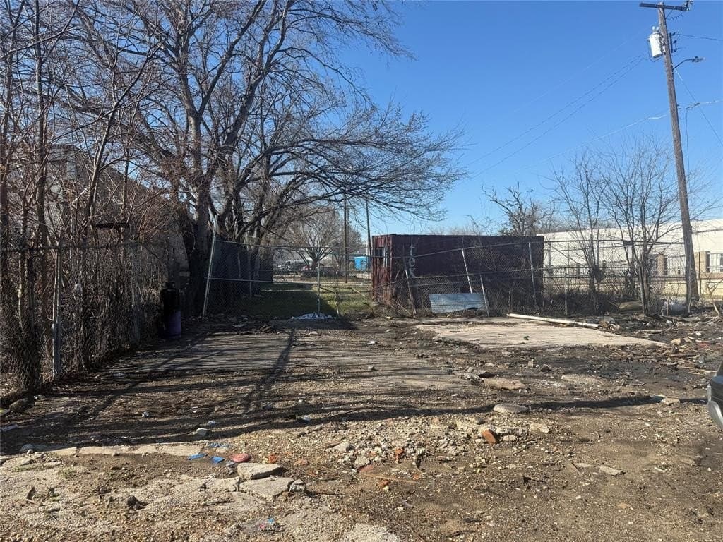 0.04 acres in Dallas County - photo 20