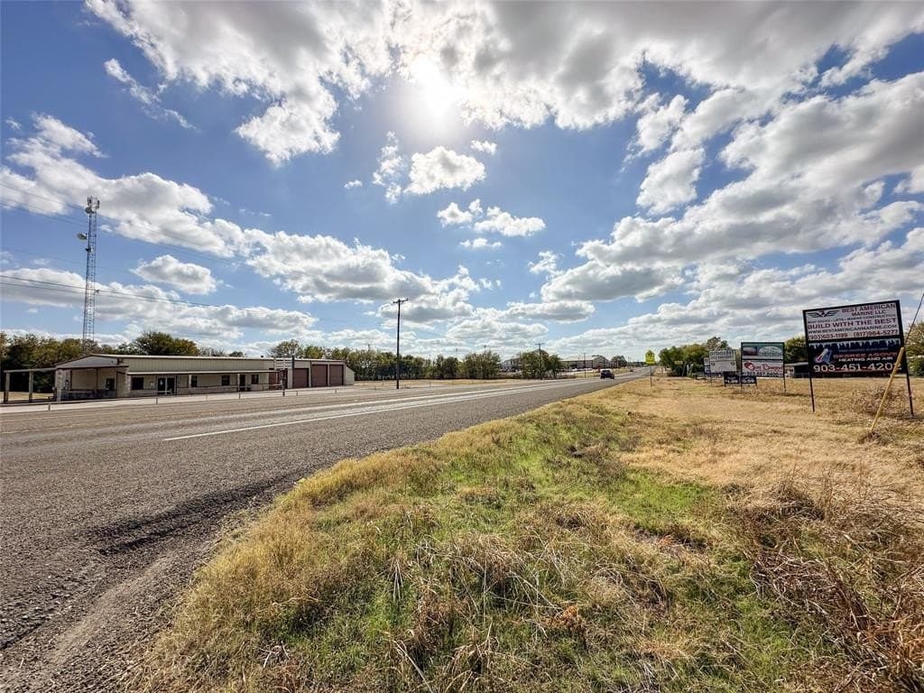 1.69 acres in Kaufman County - photo 2