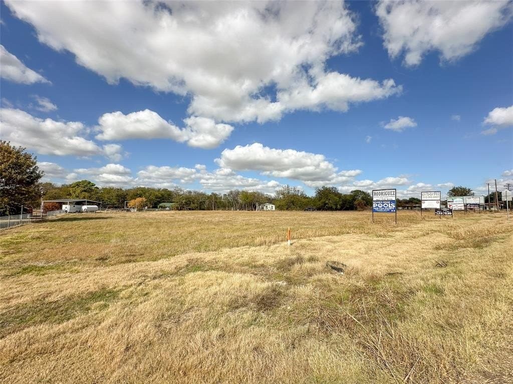 1.69 acres in Kaufman County - photo 8