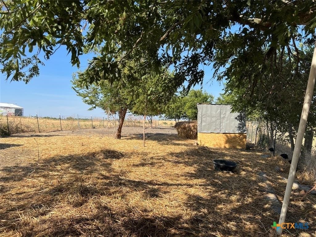 7250 Fm 112 Road