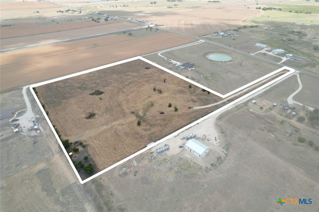 12.31 acres in Williamson County - photo 7