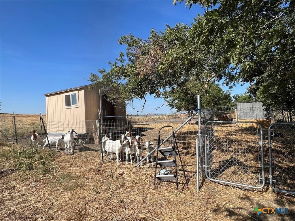 12.31 acres in Williamson County - photo 2
