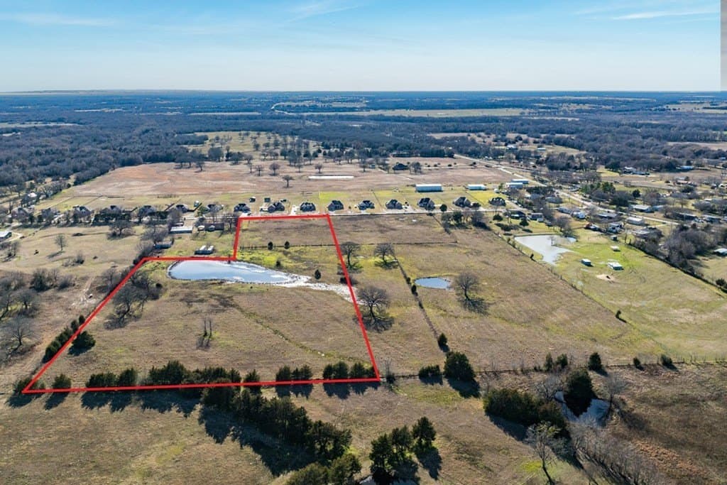 10.58 acres in Kaufman County - photo 5
