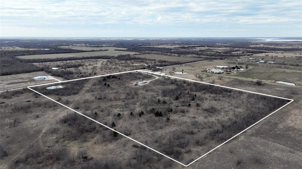 30.32 acres in Grayson County - photo 4