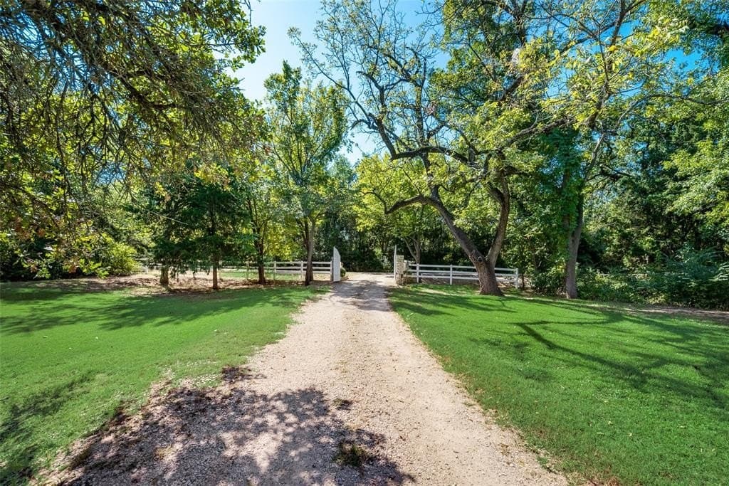 17.87 acres in Tarrant County - photo 32