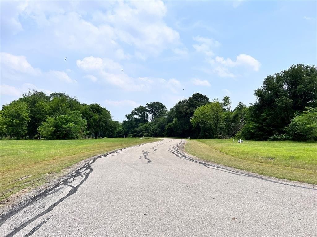 1.03 acres in Navarro County - photo 24