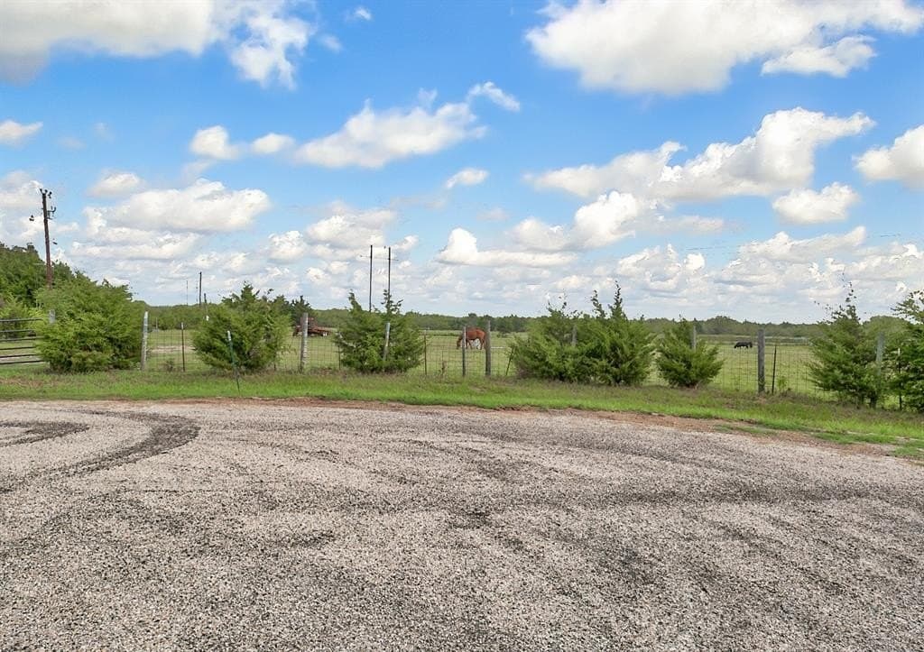 24.3 acres in Kaufman County - photo 32