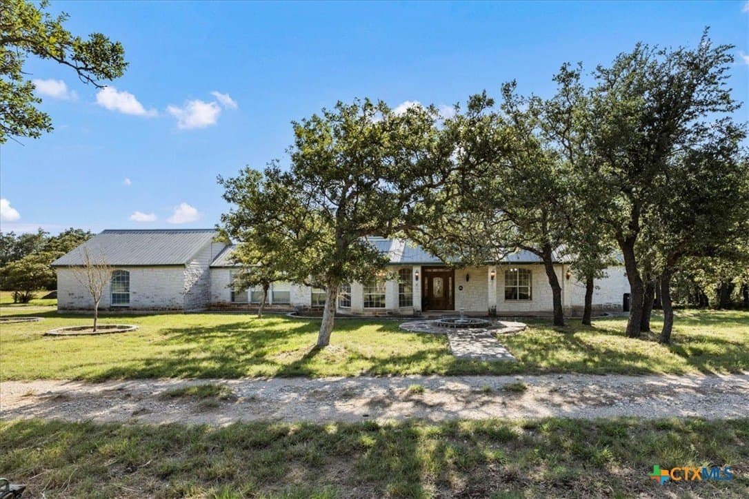 1651 Old Red Ranch Road