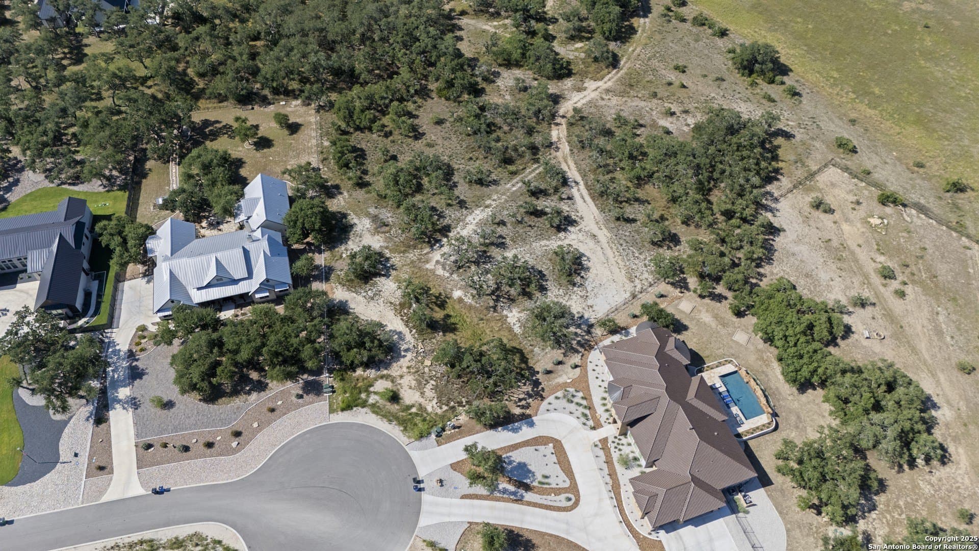 1.01 acres in Comal County - photo 3