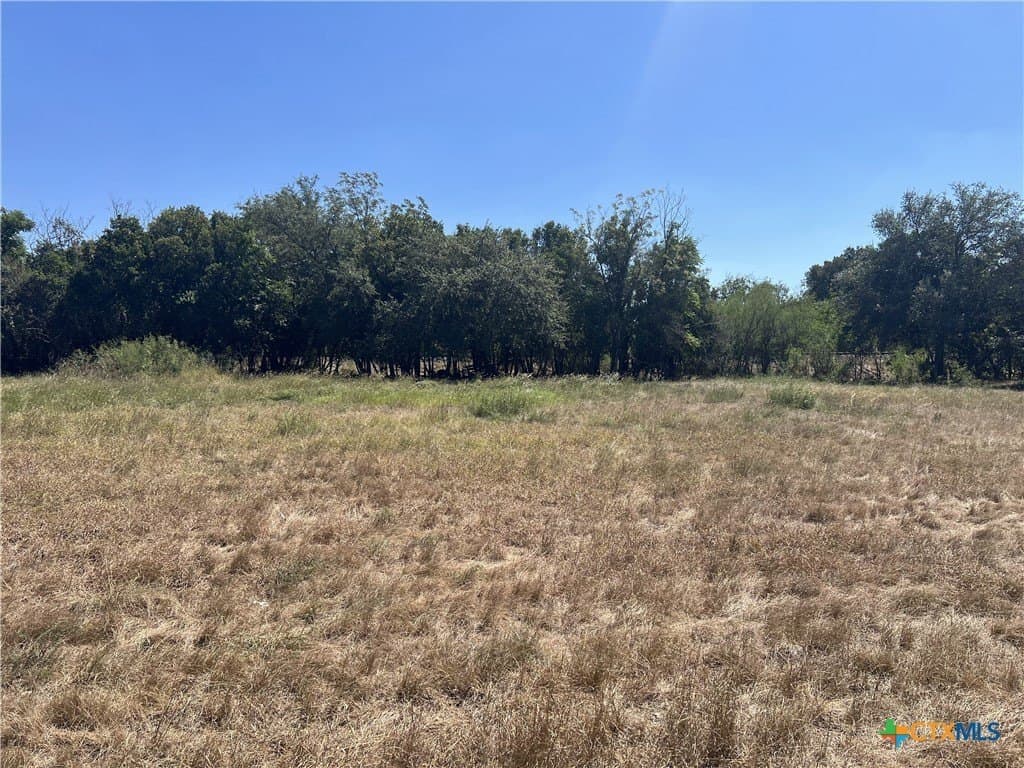 3.71 acres in Comal County - photo 5