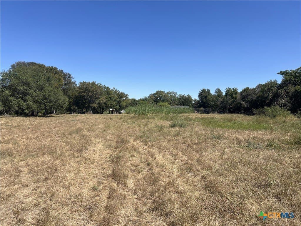 3.71 acres in Comal County - photo 6