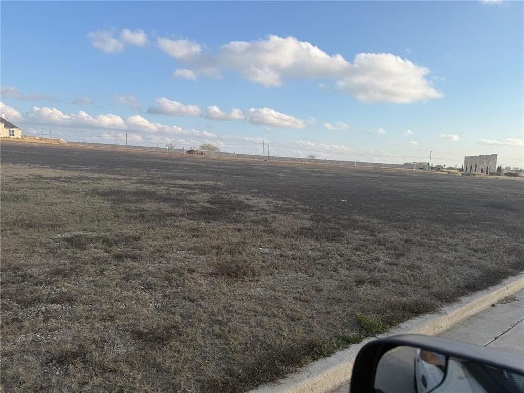 0.82 acres in McLennan County - photo 5