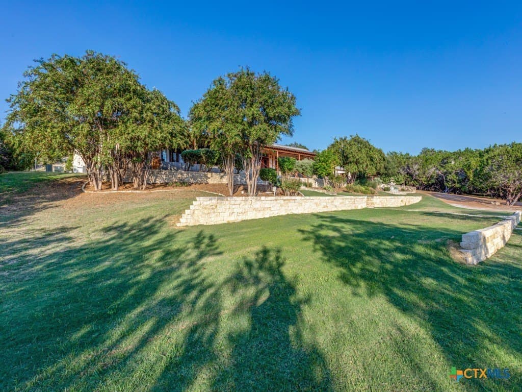 10 acres in Hays County - photo 26