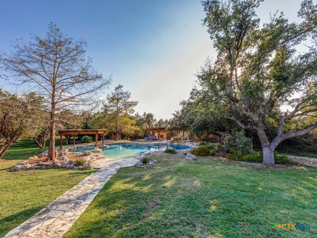 10 acres in Hays County - photo 27