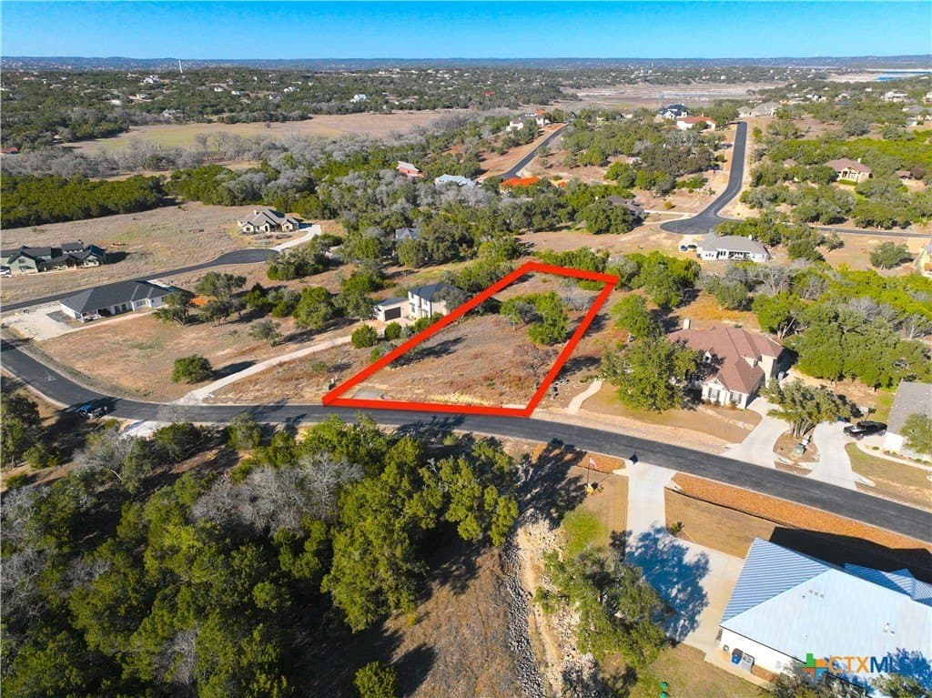 1.2 acres in Comal County - photo 9