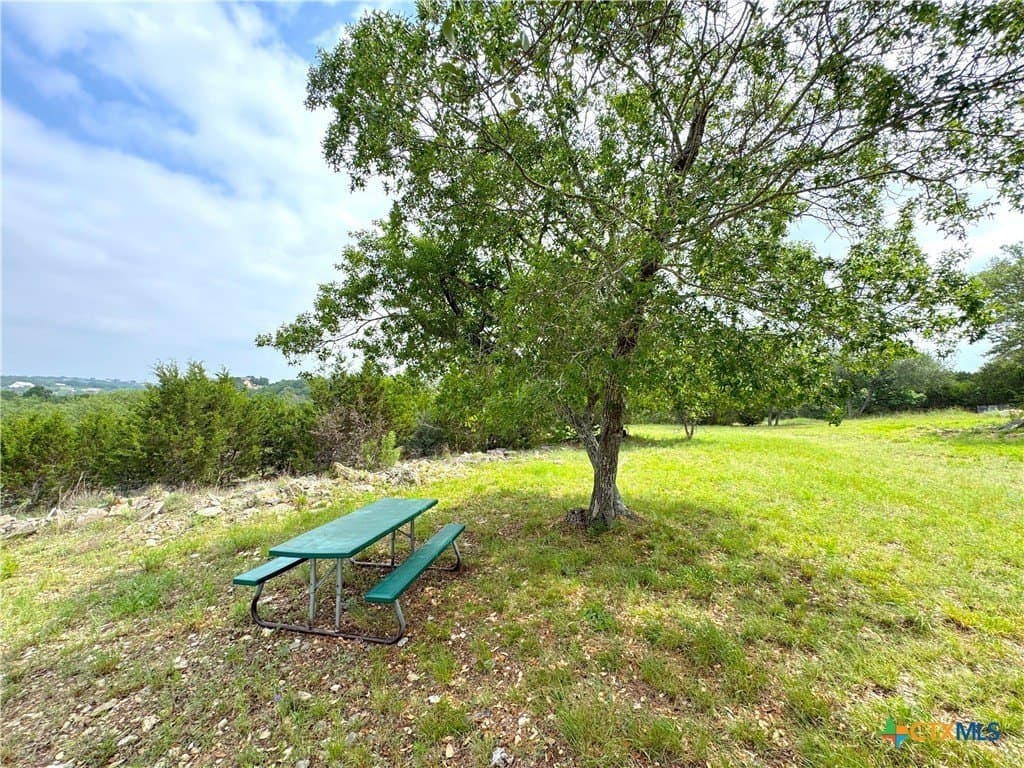 1.2 acres in Comal County - photo 3