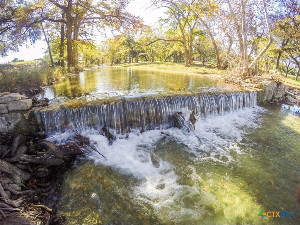 1.2 acres in Comal County - photo 19