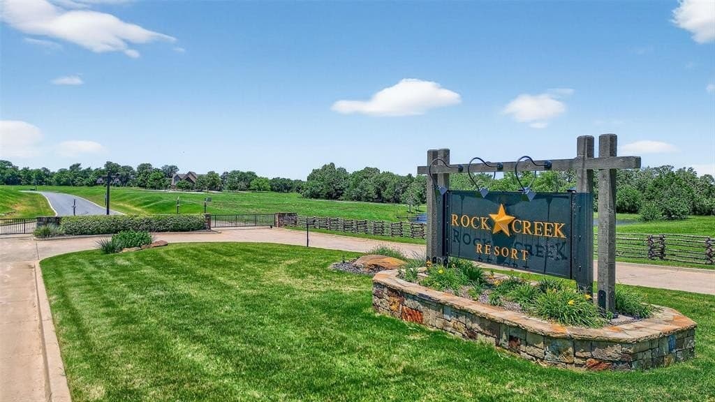 0.25 acres in Grayson County - photo 39